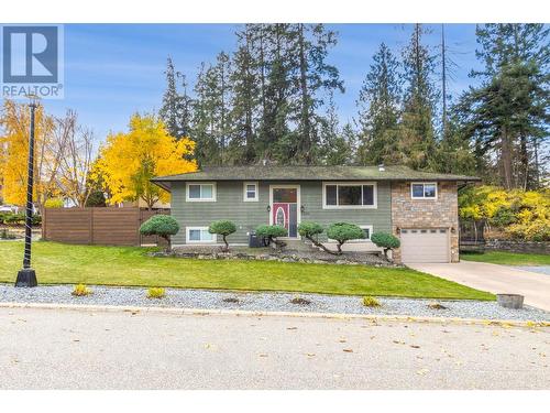 2291 21 Street Ne, Salmon Arm, BC - Outdoor