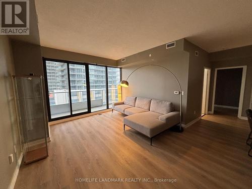 611 - 115 Mcmahon Drive, Toronto, ON - Indoor