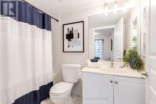 1150 - 313 Richmond Street E, Toronto, ON - Indoor Photo Showing Bathroom