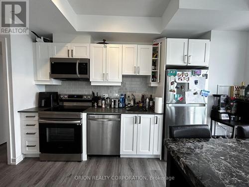 1514 - 1480 Bayly Street, Pickering, ON - Indoor Photo Showing Kitchen