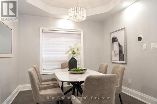 3812 Barley Trail, Mississauga, ON - Indoor Photo Showing Dining Room