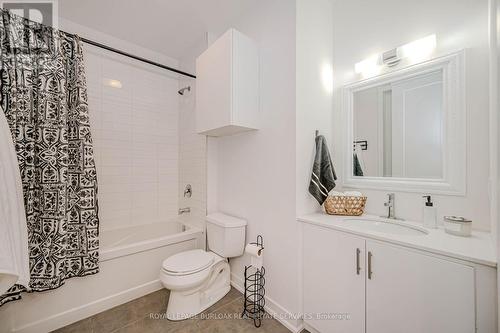 106 - 4040 Upper Middle Road, Burlington, ON - Indoor Photo Showing Bathroom