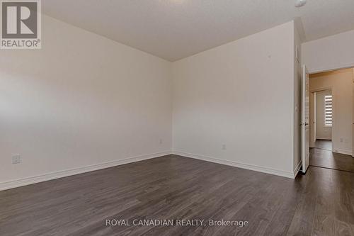 20 Silver Meadow Gardens, Hamilton, ON - Indoor Photo Showing Other Room