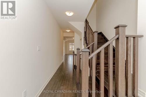 20 Silver Meadow Gardens, Hamilton, ON - Indoor Photo Showing Other Room