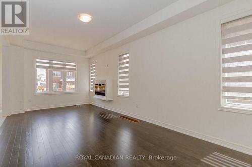 20 Silver Meadow Gardens, Hamilton, ON - Indoor Photo Showing Other Room