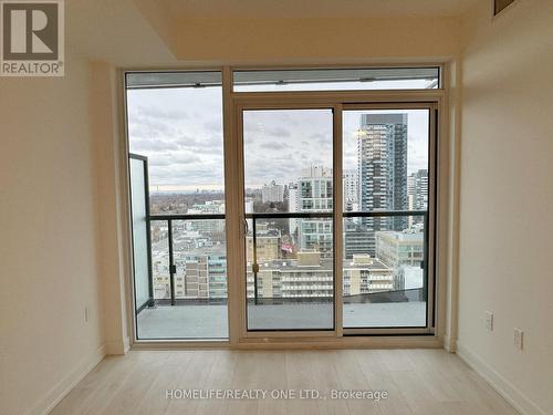 2001 - 127 Broadway Avenue, Toronto, ON - Indoor Photo Showing Other Room