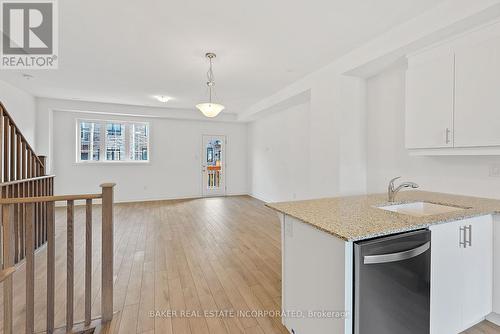 13 Frank Lloyd Wright Street, Whitby, ON - Indoor Photo Showing Kitchen