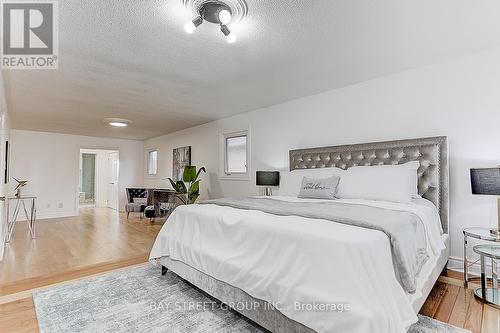 165 Revell Road, Newmarket, ON - Indoor Photo Showing Bedroom