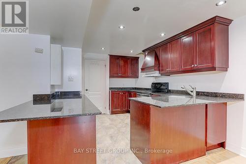 165 Revell Road, Newmarket, ON - Indoor Photo Showing Kitchen With Double Sink