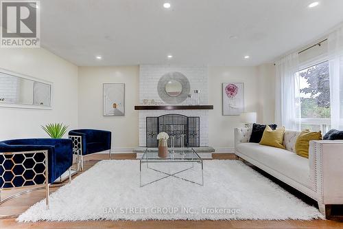 165 Revell Road, Newmarket, ON - Indoor Photo Showing Living Room With Fireplace