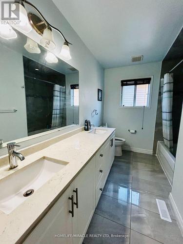 3035 Dalehurst Drive, Mississauga, ON - Indoor Photo Showing Bathroom