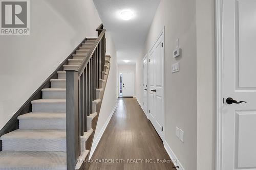 44 Dennis Drive, West Lincoln, ON - Indoor Photo Showing Other Room