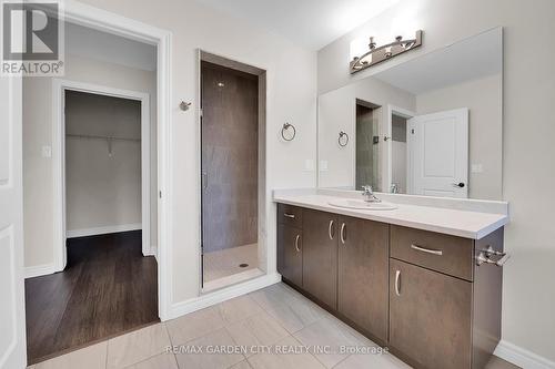 44 Dennis Drive, West Lincoln, ON - Indoor Photo Showing Bathroom