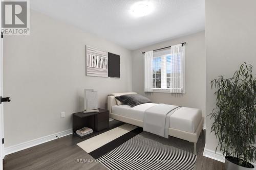 44 Dennis Drive, West Lincoln, ON - Indoor Photo Showing Bedroom