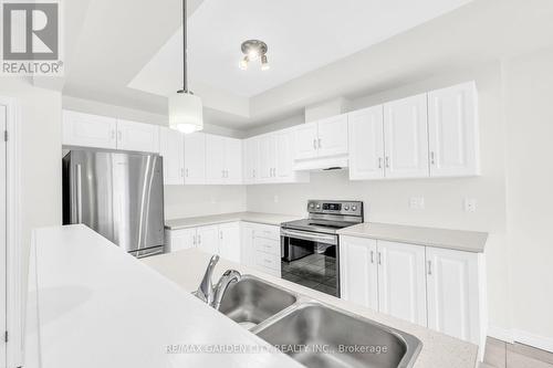 44 Dennis Drive, West Lincoln, ON - Indoor Photo Showing Kitchen With Stainless Steel Kitchen With Double Sink