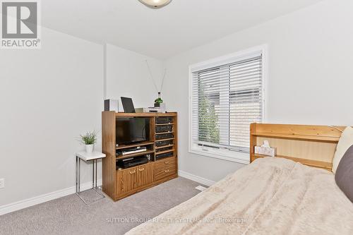 50 - 7768 Ascot Circle, Niagara Falls, ON - Indoor Photo Showing Bedroom