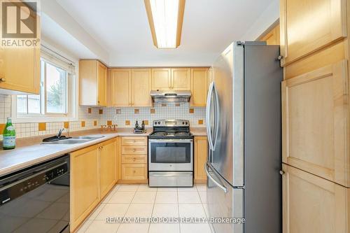 27 Prince Crescent, Brampton, ON - Indoor Photo Showing Kitchen With Double Sink