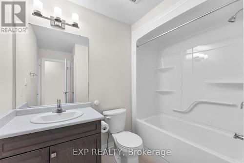 102 - 4552 Portage Road, Niagara Falls (211 - Cherrywood), ON - Indoor Photo Showing Bathroom