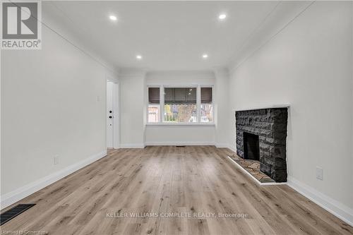 555 Upper Sherman Avenue, Hamilton, ON - Indoor Photo Showing Living Room With Fireplace