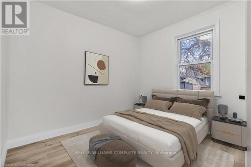 555 Upper Sherman Avenue, Hamilton, ON - Indoor Photo Showing Bedroom