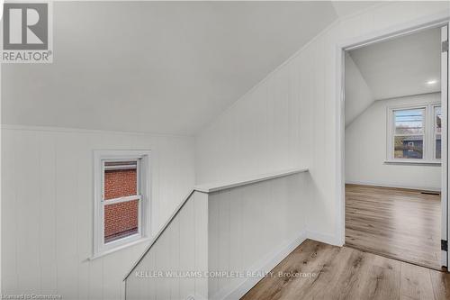 555 Upper Sherman Avenue, Hamilton, ON - Indoor Photo Showing Other Room