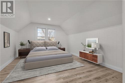 555 Upper Sherman Avenue, Hamilton, ON - Indoor Photo Showing Bedroom