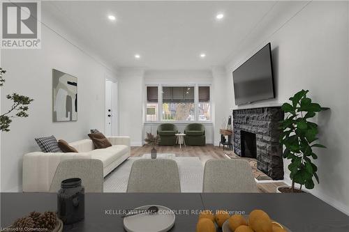 555 Upper Sherman Avenue, Hamilton, ON - Indoor Photo Showing Living Room With Fireplace