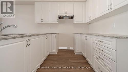 69 Conboy Drive, Erin, ON - Indoor Photo Showing Kitchen