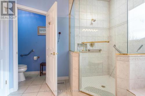 271 Riverview Place, Guelph, ON - Indoor Photo Showing Bathroom