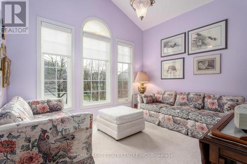 271 Riverview Place, Guelph, ON - Indoor Photo Showing Living Room