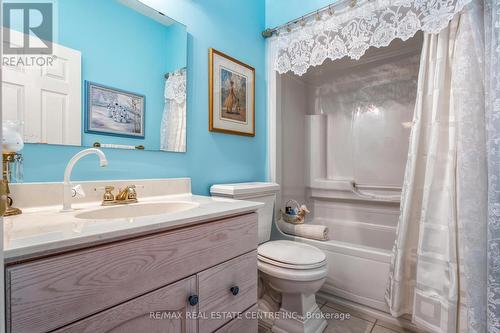 271 Riverview Place, Guelph, ON - Indoor Photo Showing Bathroom