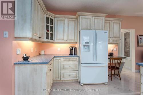 271 Riverview Place, Guelph, ON - Indoor Photo Showing Kitchen