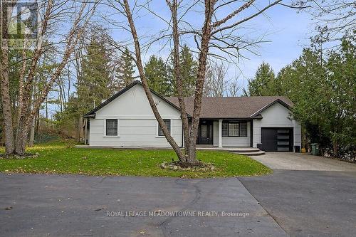 1434 Progreston Road, Hamilton, ON - Outdoor