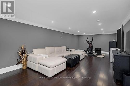 1434 Progreston Road, Hamilton, ON - Indoor