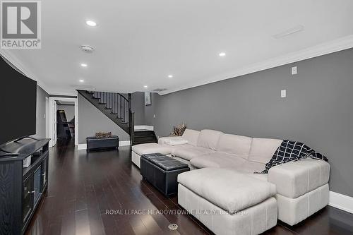 1434 Progreston Road, Hamilton, ON - Indoor Photo Showing Living Room