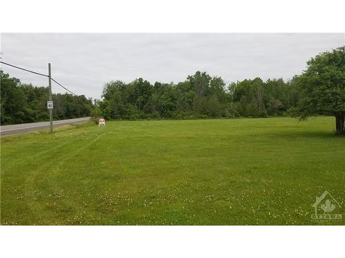 1621 8Th Line Road, Metcalfe, ON 