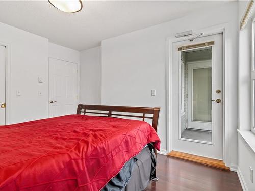 306-1201 Hillside Ave, Victoria, BC - Indoor Photo Showing Bedroom