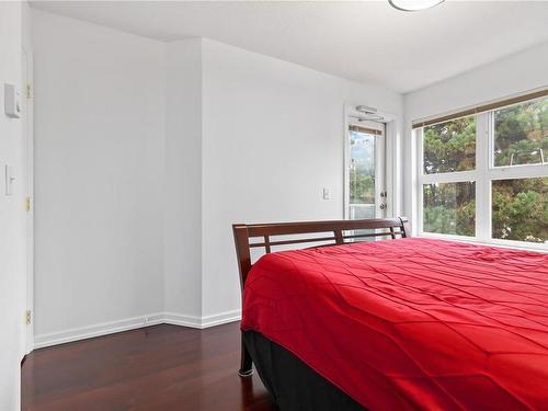 306-1201 Hillside Ave, Victoria, BC - Indoor Photo Showing Bedroom