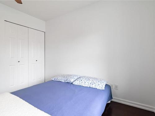 306-1201 Hillside Ave, Victoria, BC - Indoor Photo Showing Bedroom