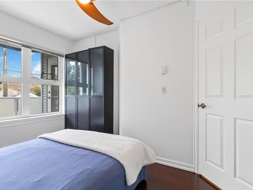 306-1201 Hillside Ave, Victoria, BC - Indoor Photo Showing Bedroom