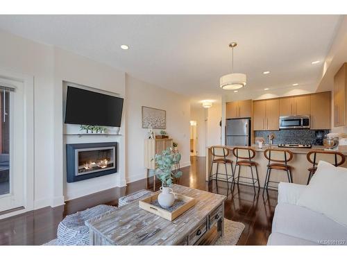 313-4529 West Saanich Rd, Saanich, BC - Indoor With Fireplace