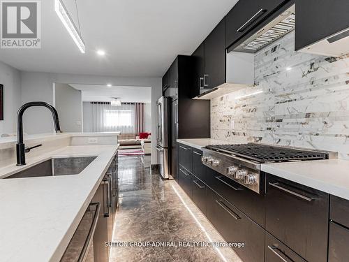 6 Cherry Hills Road, Vaughan, ON - Indoor Photo Showing Kitchen With Stainless Steel Kitchen With Upgraded Kitchen