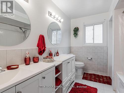 6 Cherry Hills Road, Vaughan, ON - Indoor Photo Showing Bathroom