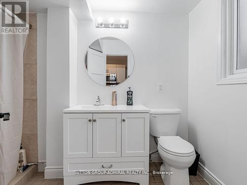 6 Cherry Hills Road, Vaughan, ON - Indoor Photo Showing Bathroom