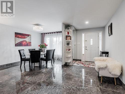 6 Cherry Hills Road, Vaughan, ON - Indoor Photo Showing Dining Room