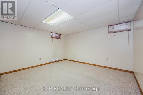 8 Smart Street, Guelph, ON - Indoor Photo Showing Other Room