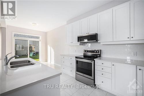 655 Allied Mews, Ottawa, ON - Indoor Photo Showing Kitchen With Double Sink