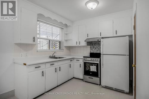 Unit 1 - 349 Frontenac Avenue, Oshawa, ON - Indoor Photo Showing Kitchen