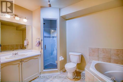 101 Bur Oak Avenue, Markham, ON - Indoor Photo Showing Bathroom