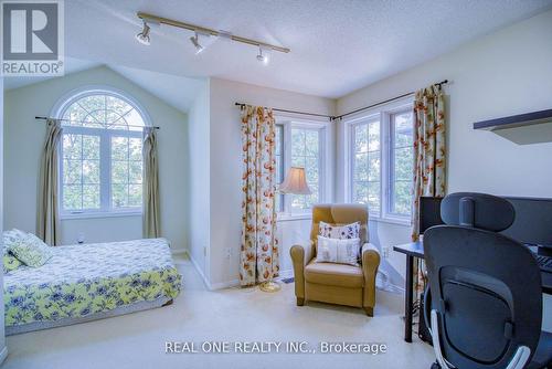 101 Bur Oak Avenue, Markham, ON - Indoor Photo Showing Bedroom